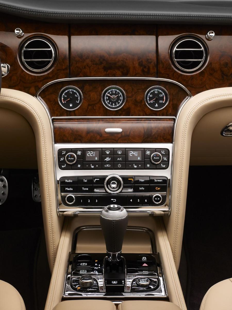  Bentley Mulsanne Mulliner Driving Spec 2012 года  (фото 9 из 30)